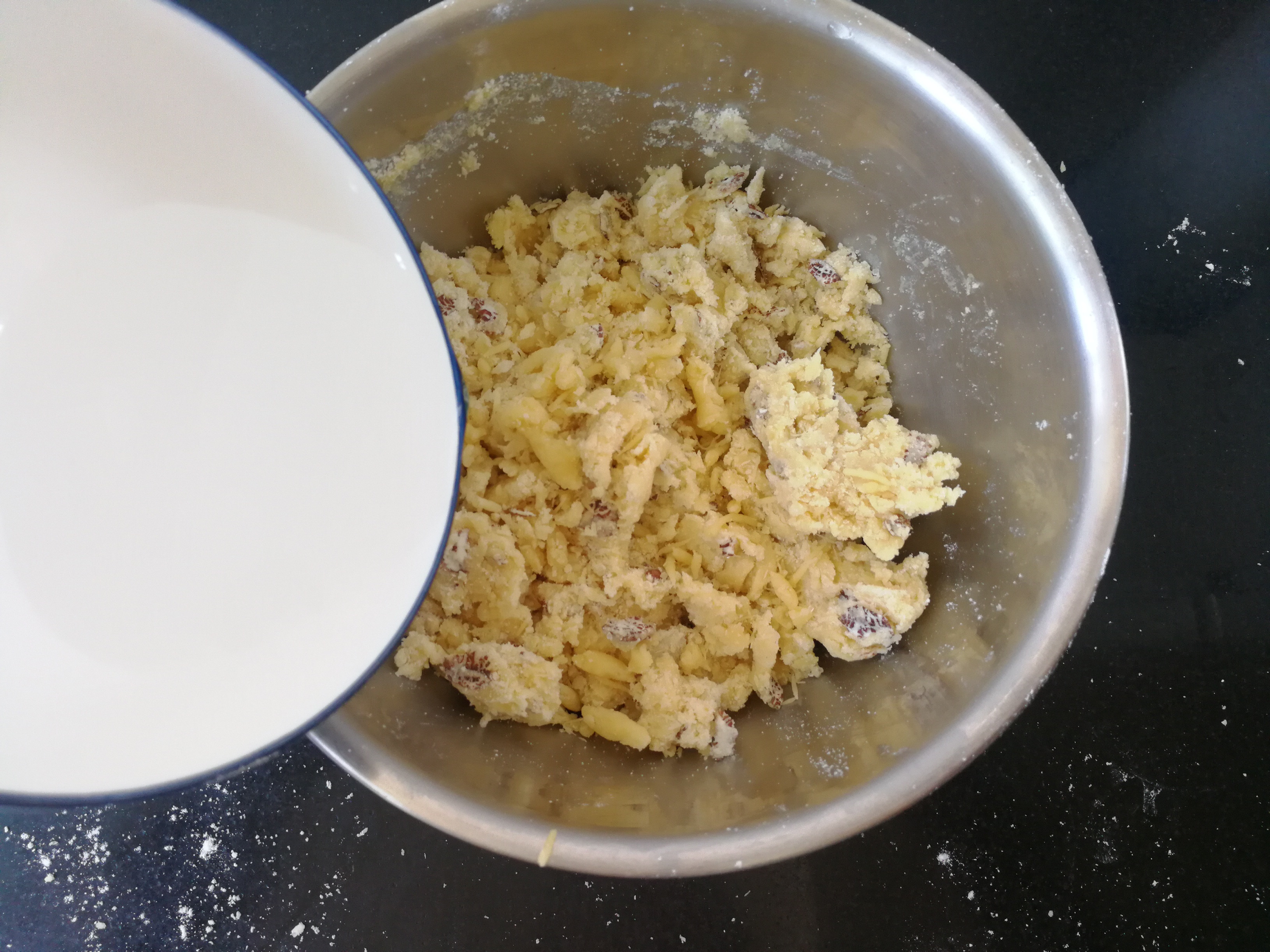 黑麦羊奶司康