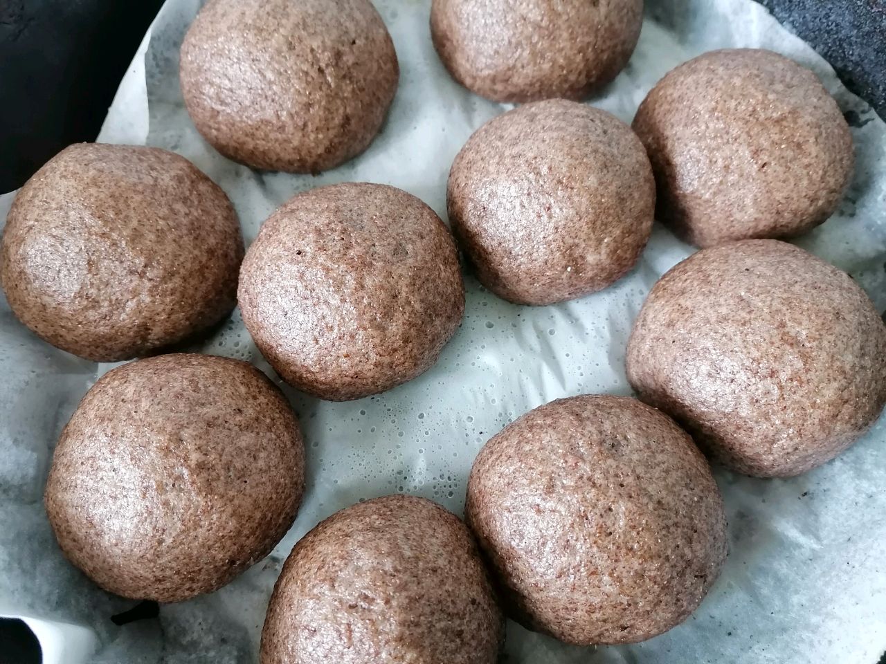 黑全麦豆沙包