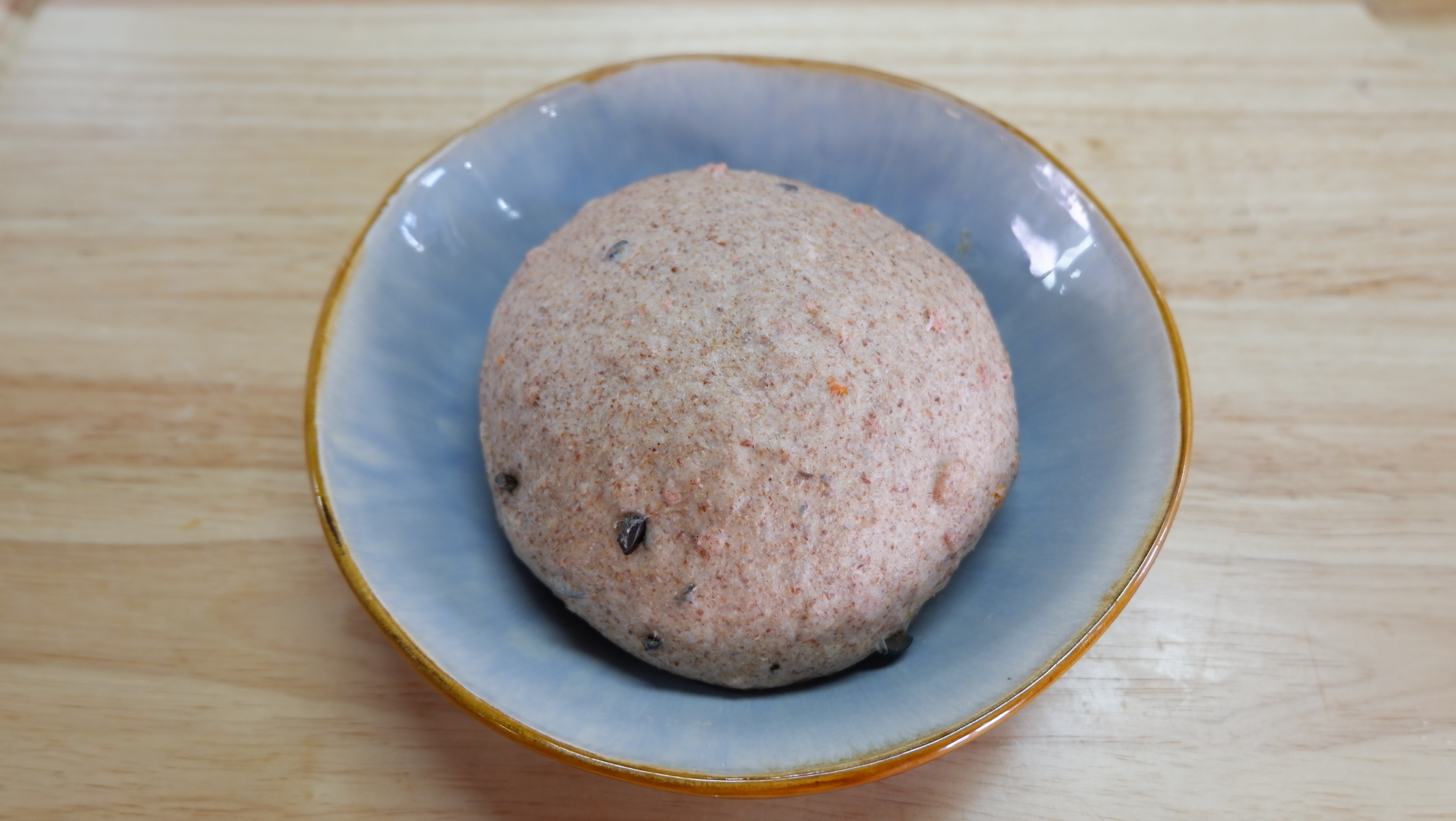 黑全麦橄榄培根法式面包