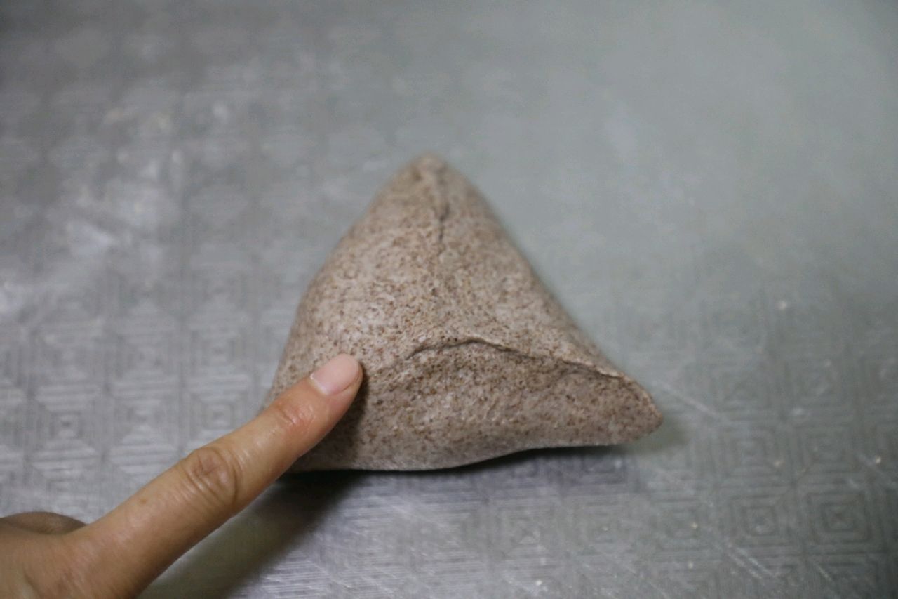 黑全麦欧包