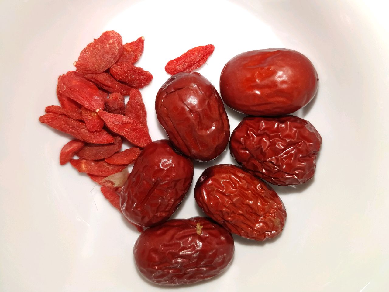 黑糖+阿胶煮鸡蛋