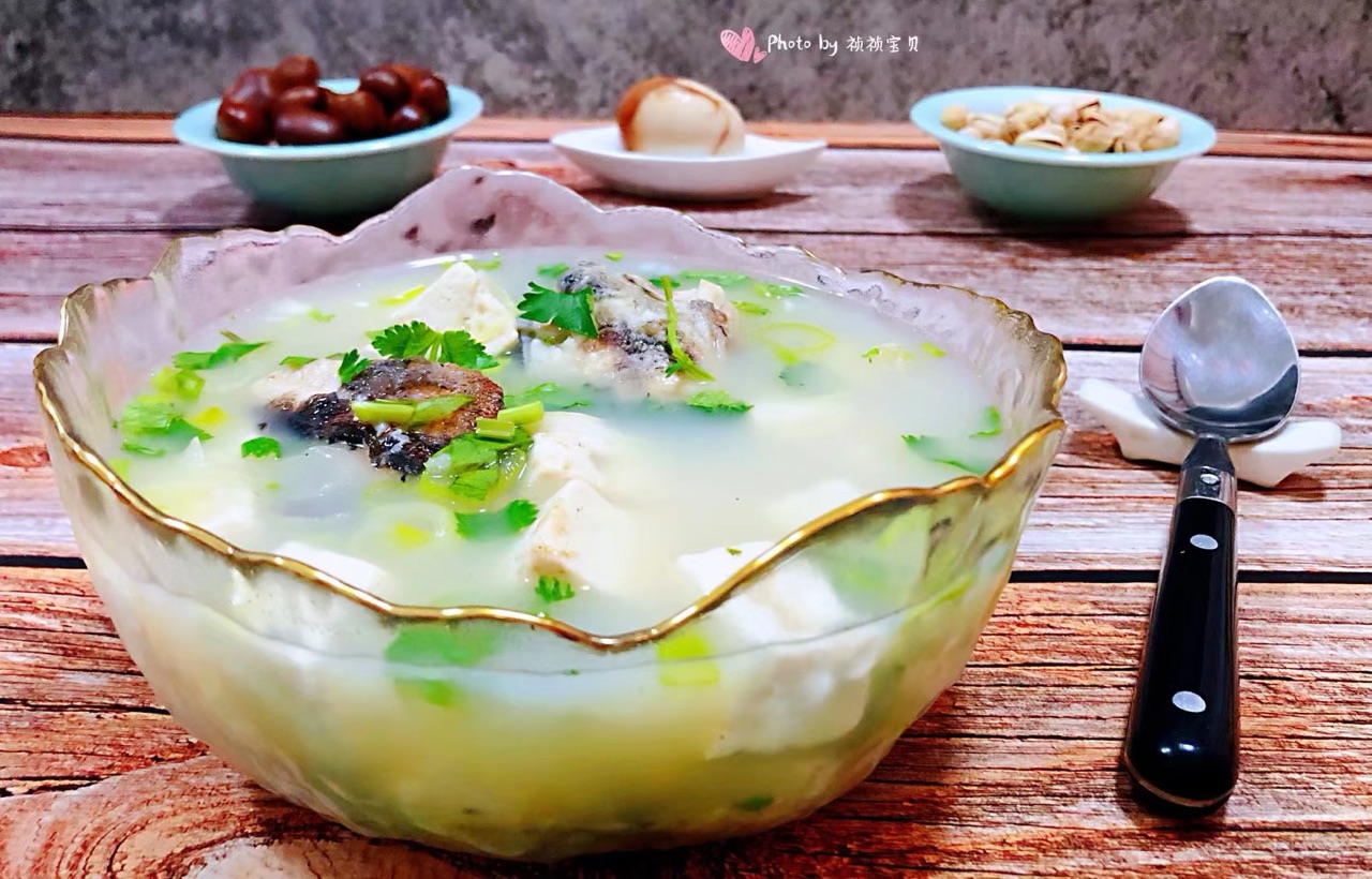 黑鱼豆腐汤
