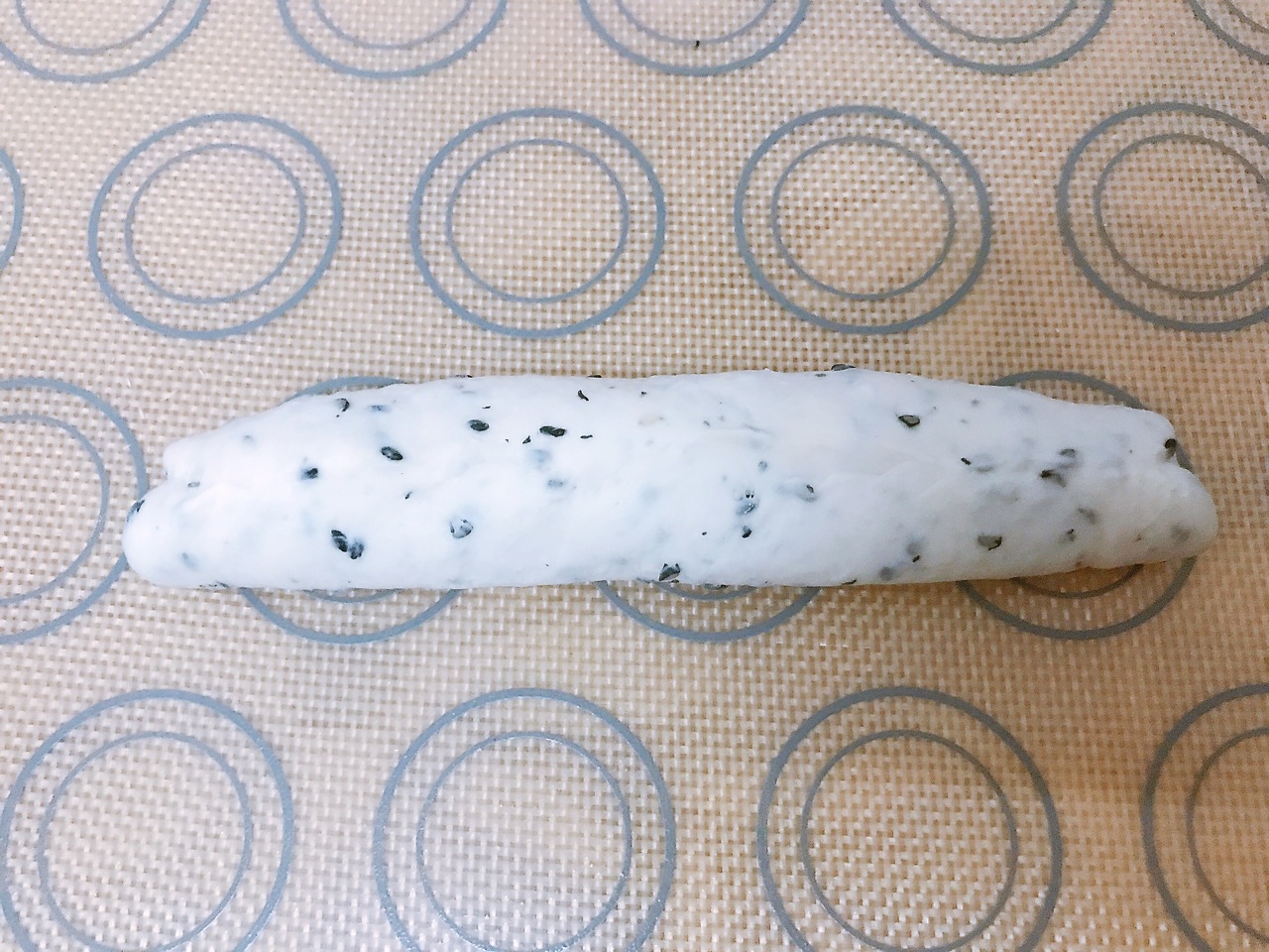 黑芝麻贝果