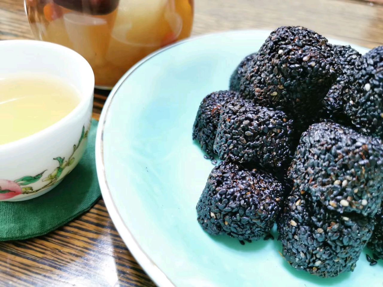 黑芝麻酥