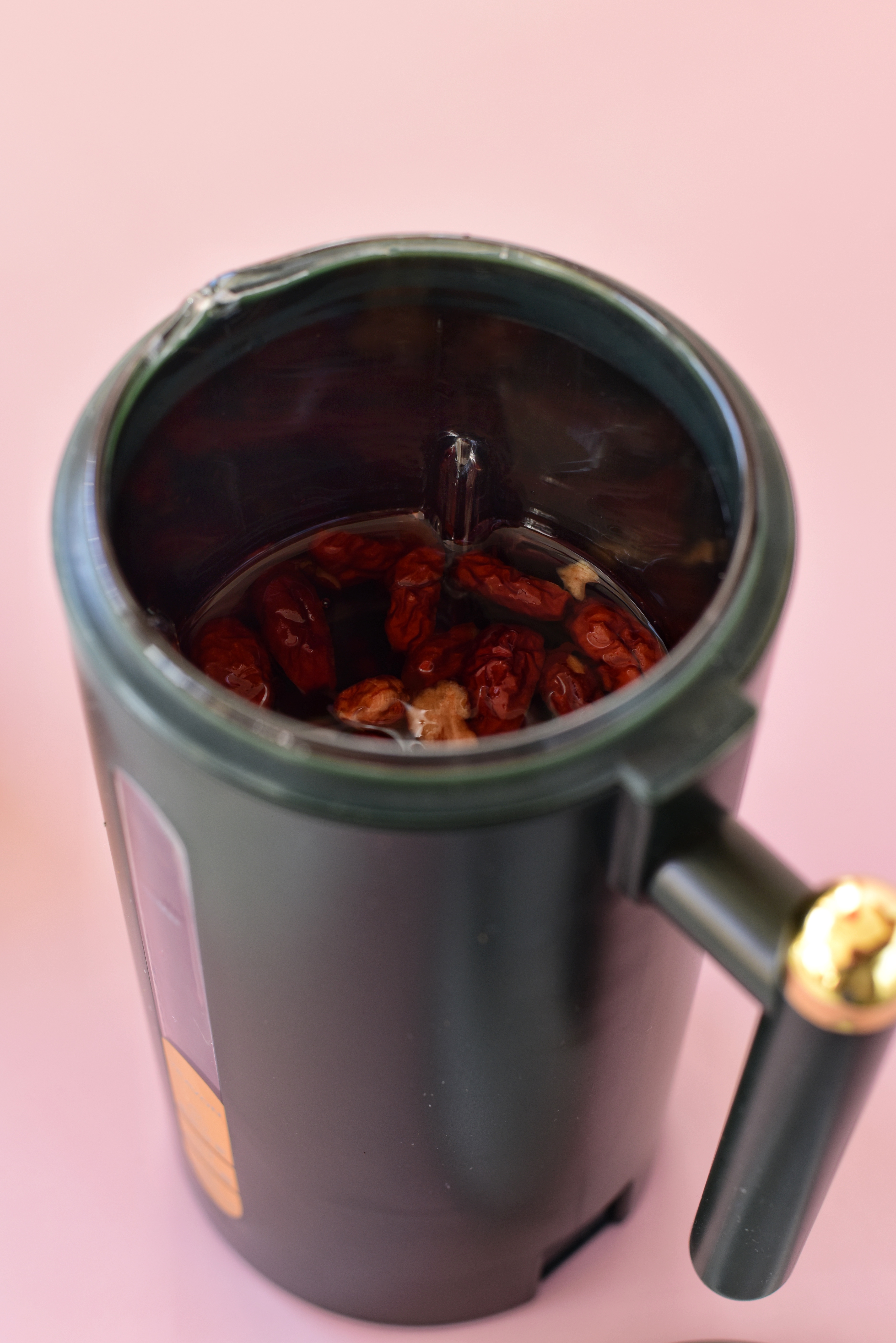 红豆黑米枣粥