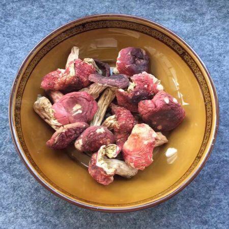 红菇排骨炖鸡汤