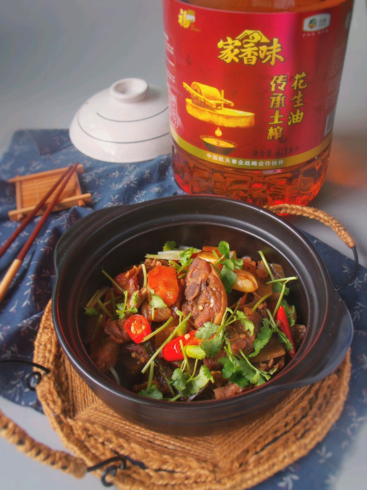 红红火火腊鸭煲