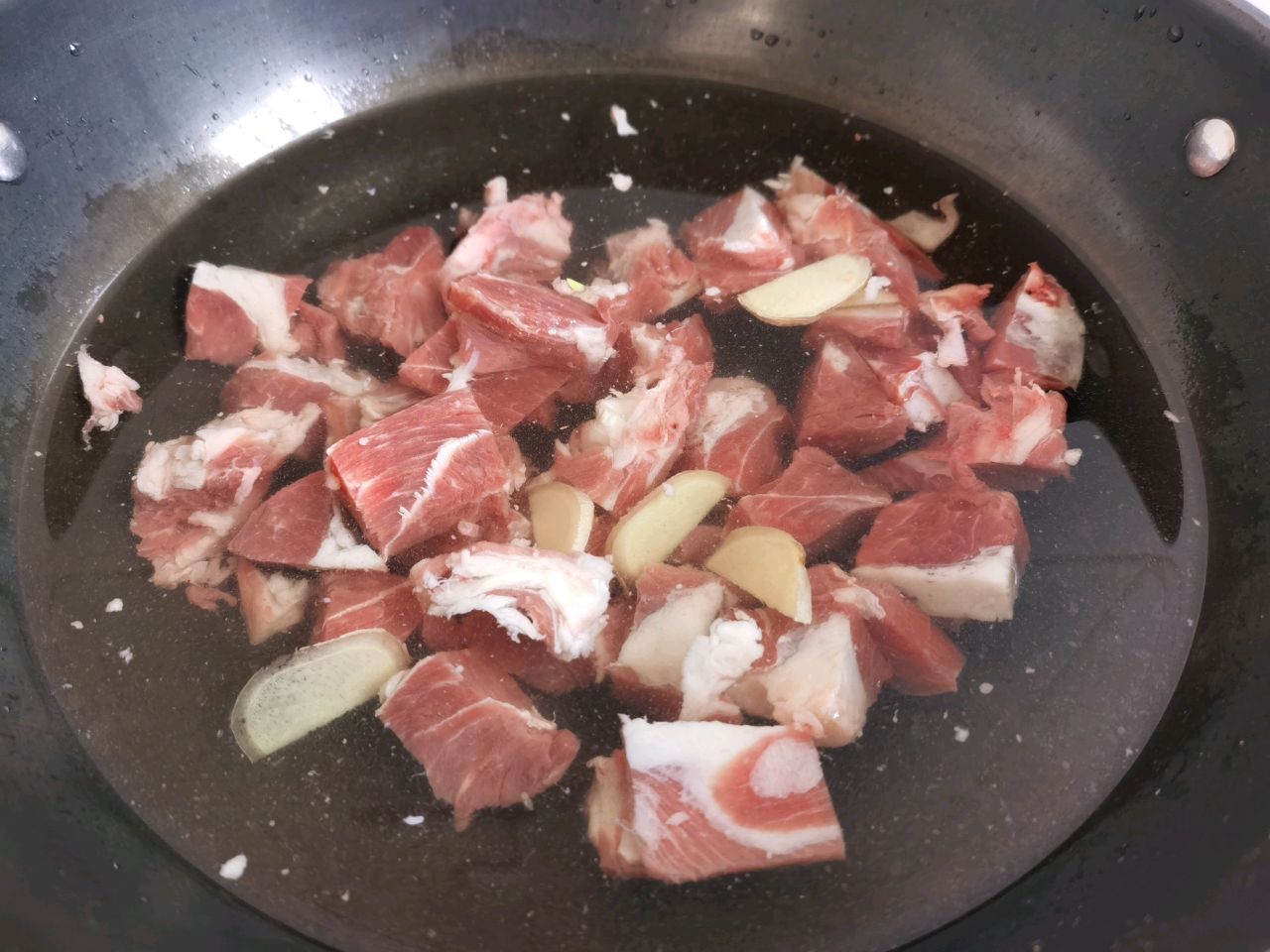 【红烩羊肉】冬季暖身菜