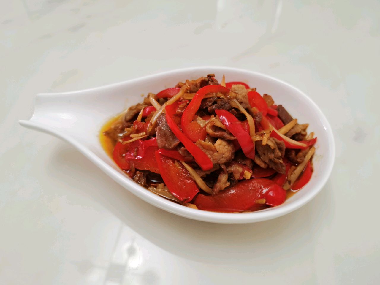 红椒仔姜炒肉