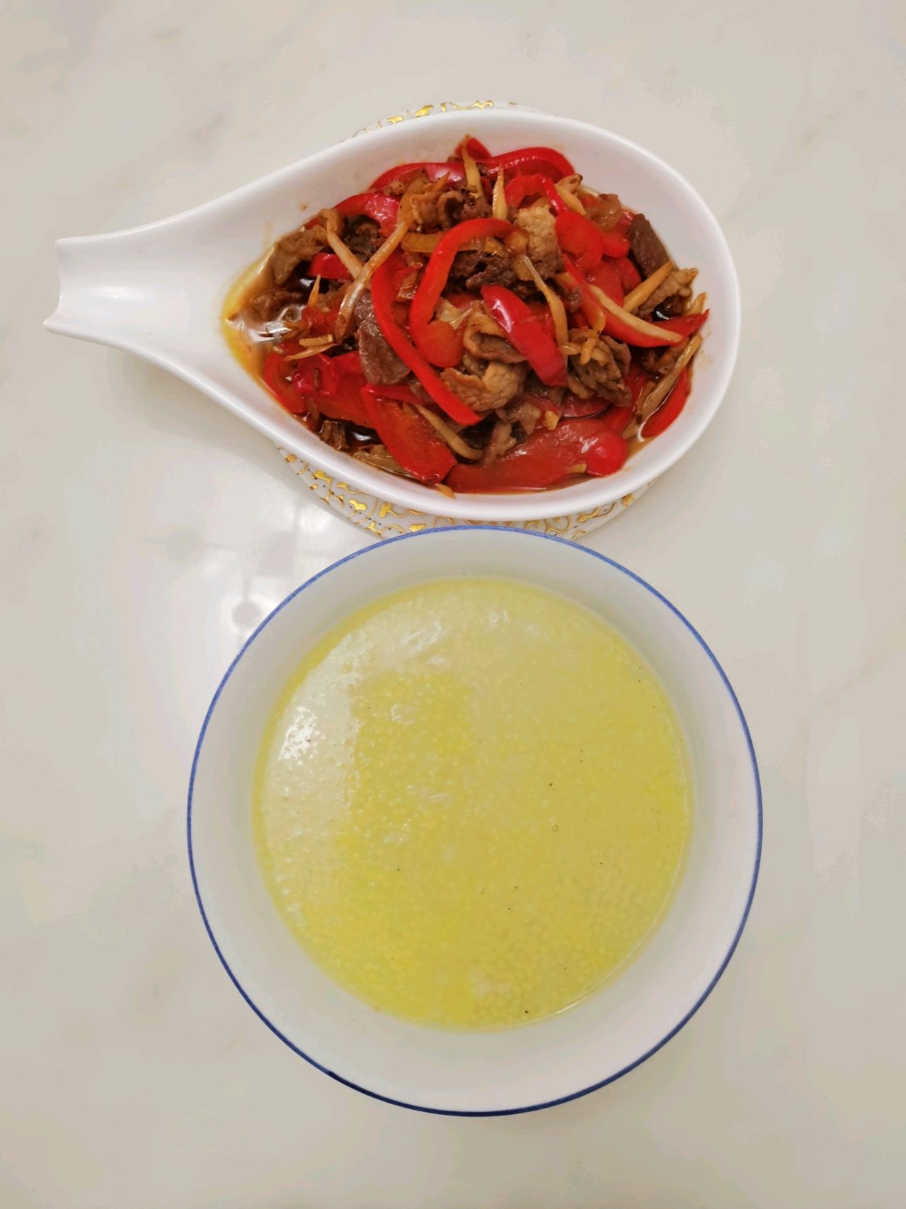 红椒仔姜炒肉