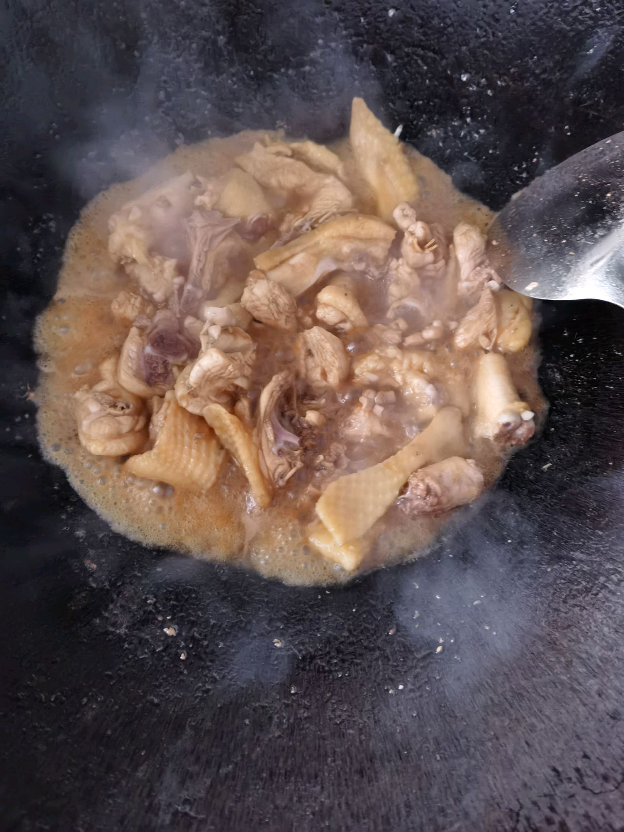 红辣椒炒鸡肉