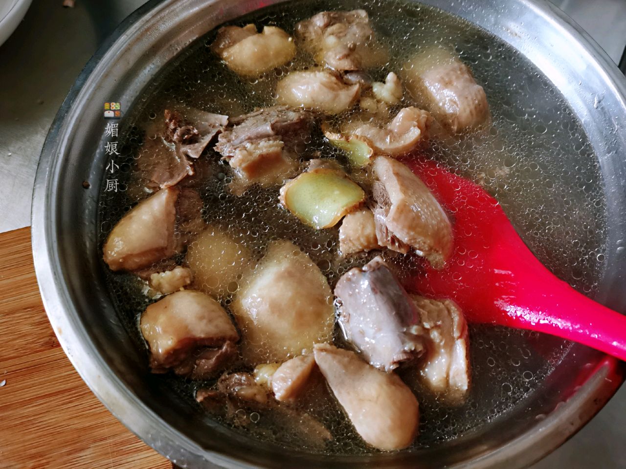 红焖鸭肉