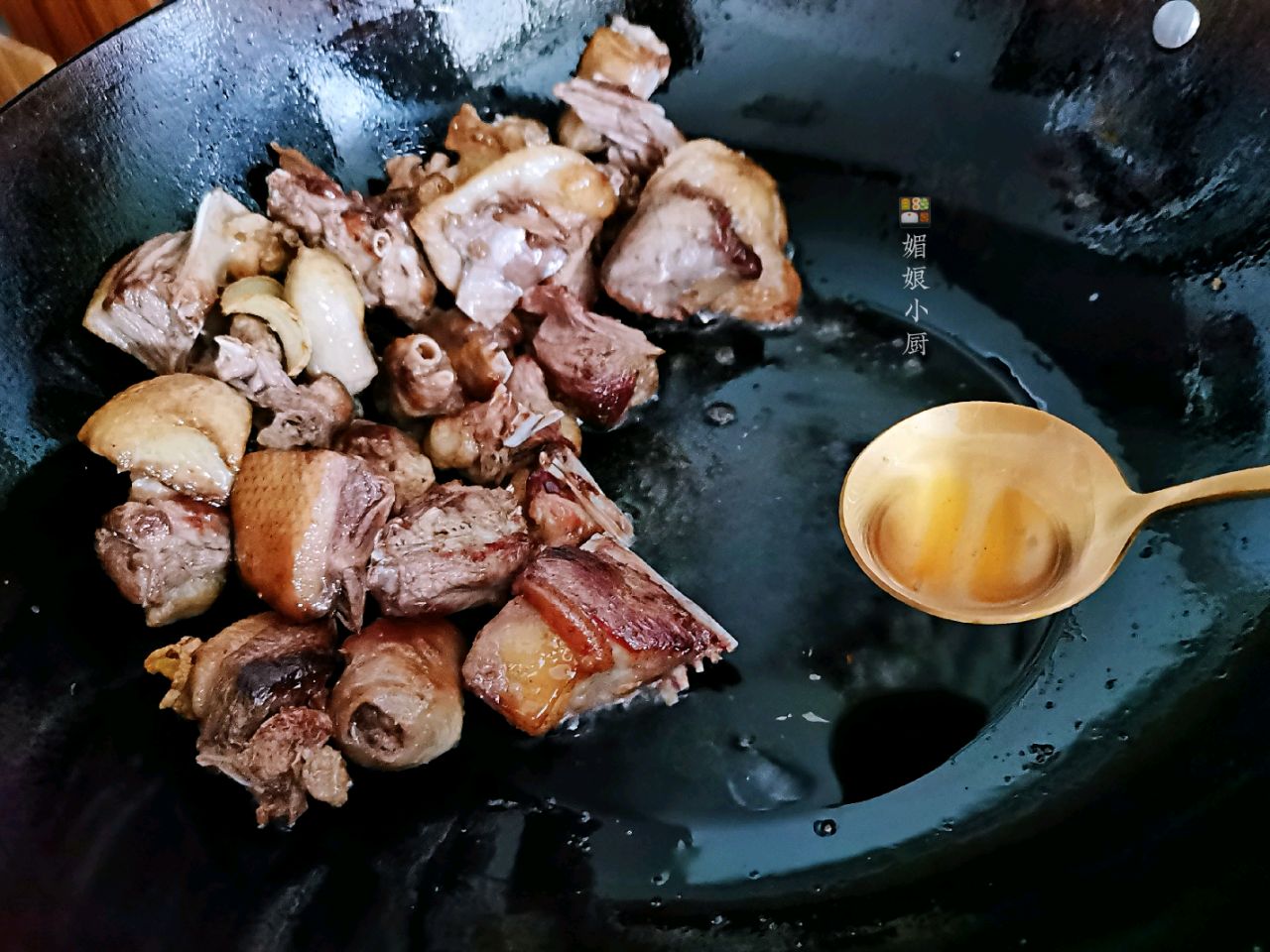 红焖鸭肉