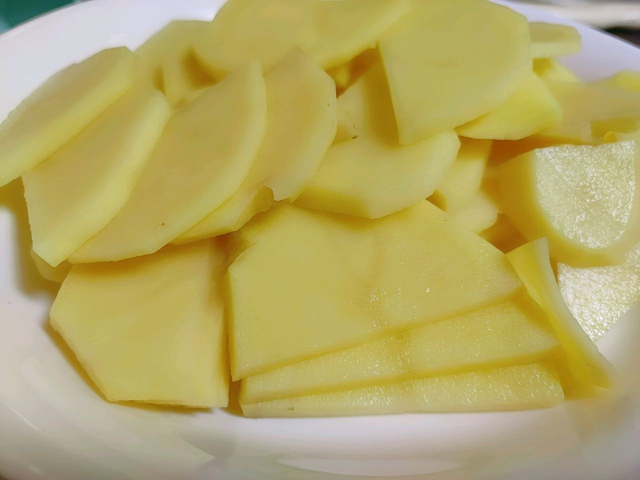 红蘑土豆片