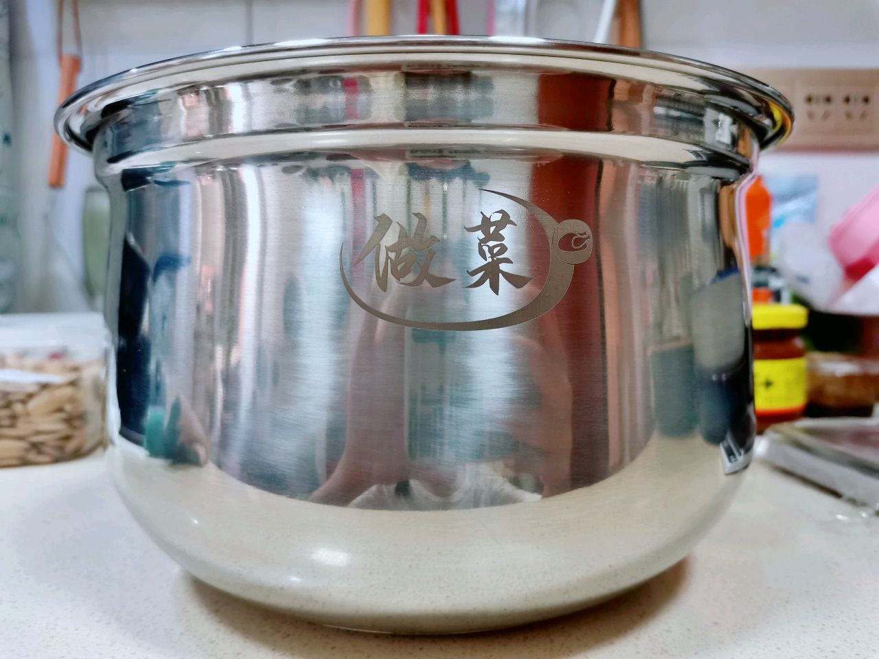 红润软烂  酱香大肘子