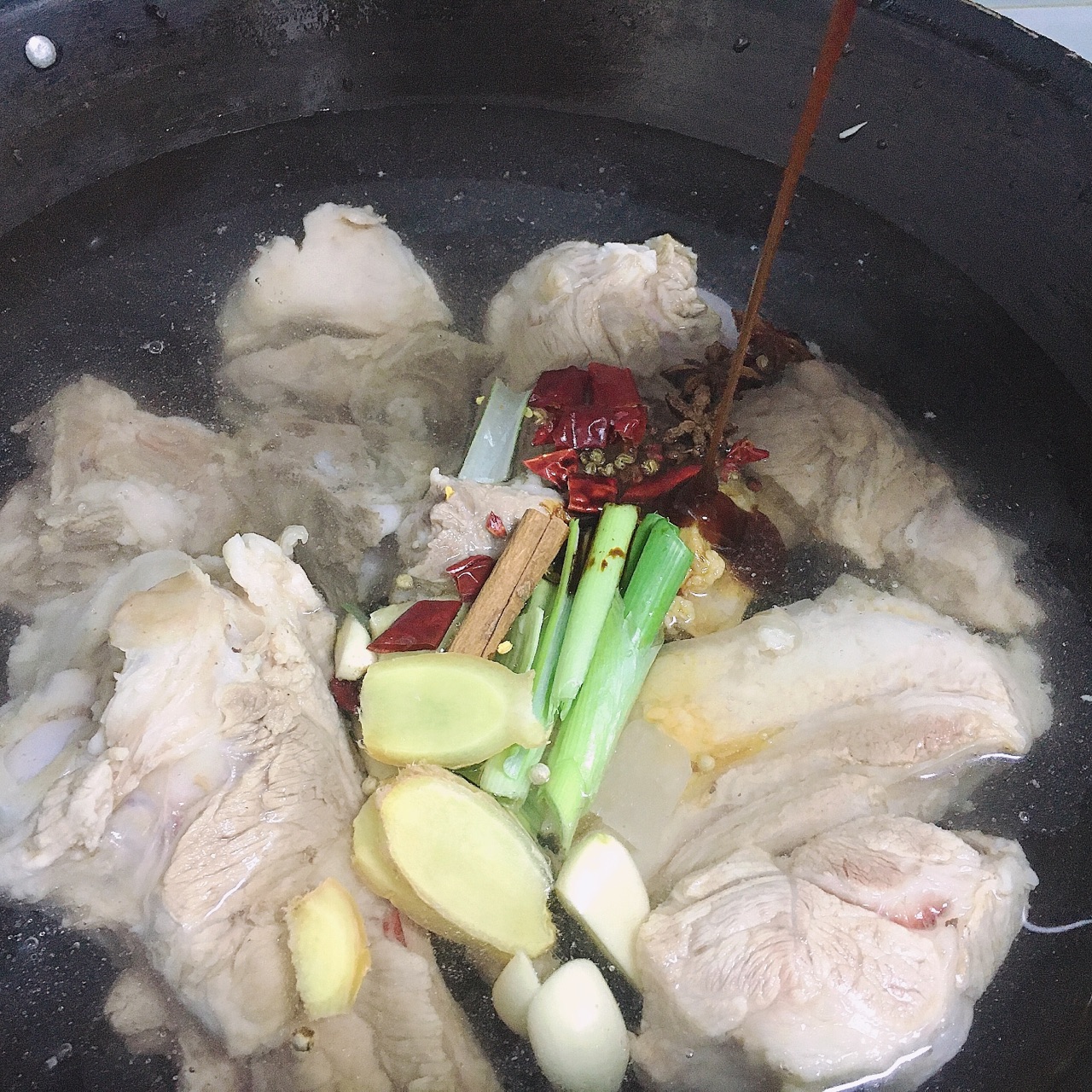 红烧大骨棒