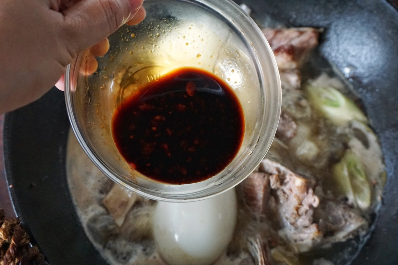 红烧鹅蛋酱骨头