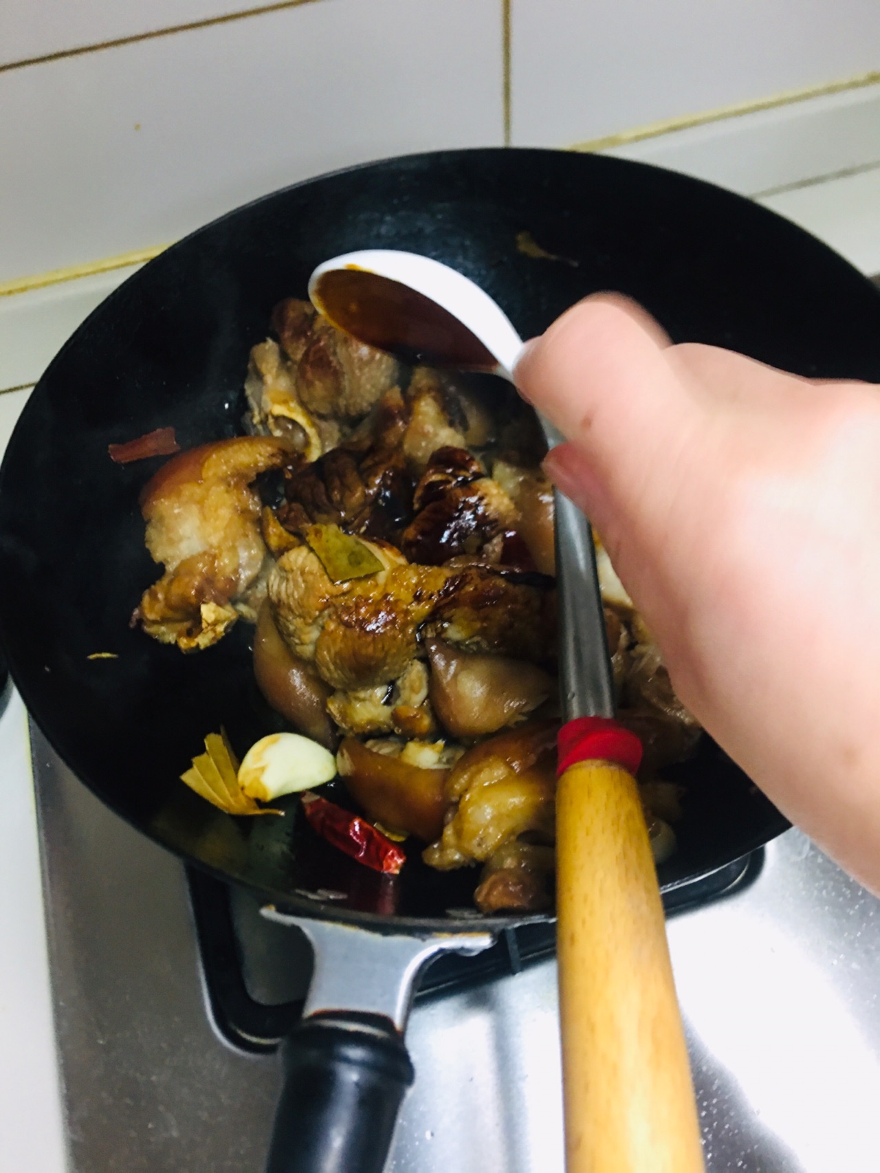 红烧黄豆猪脚