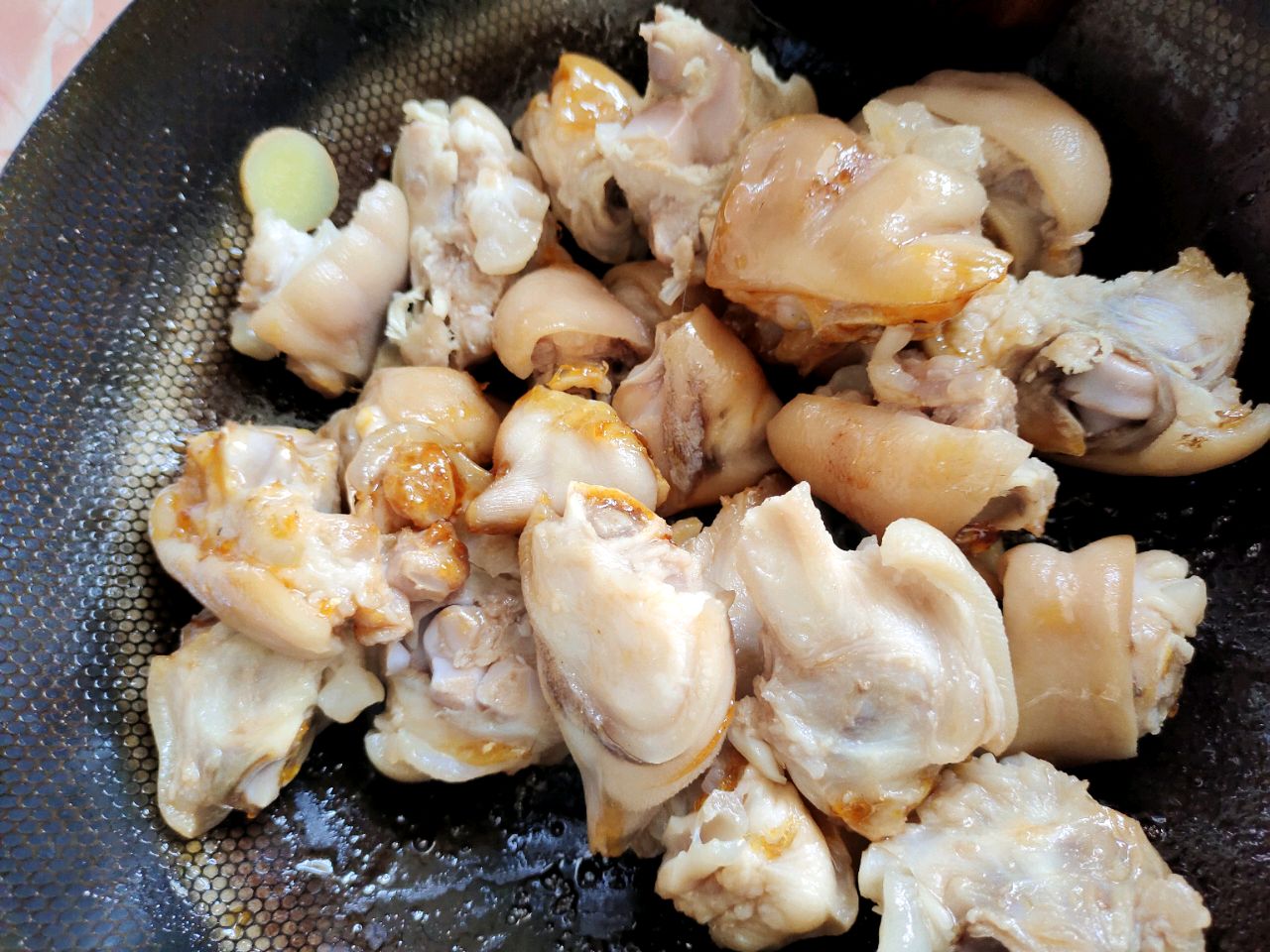 红烧黄豆猪蹄