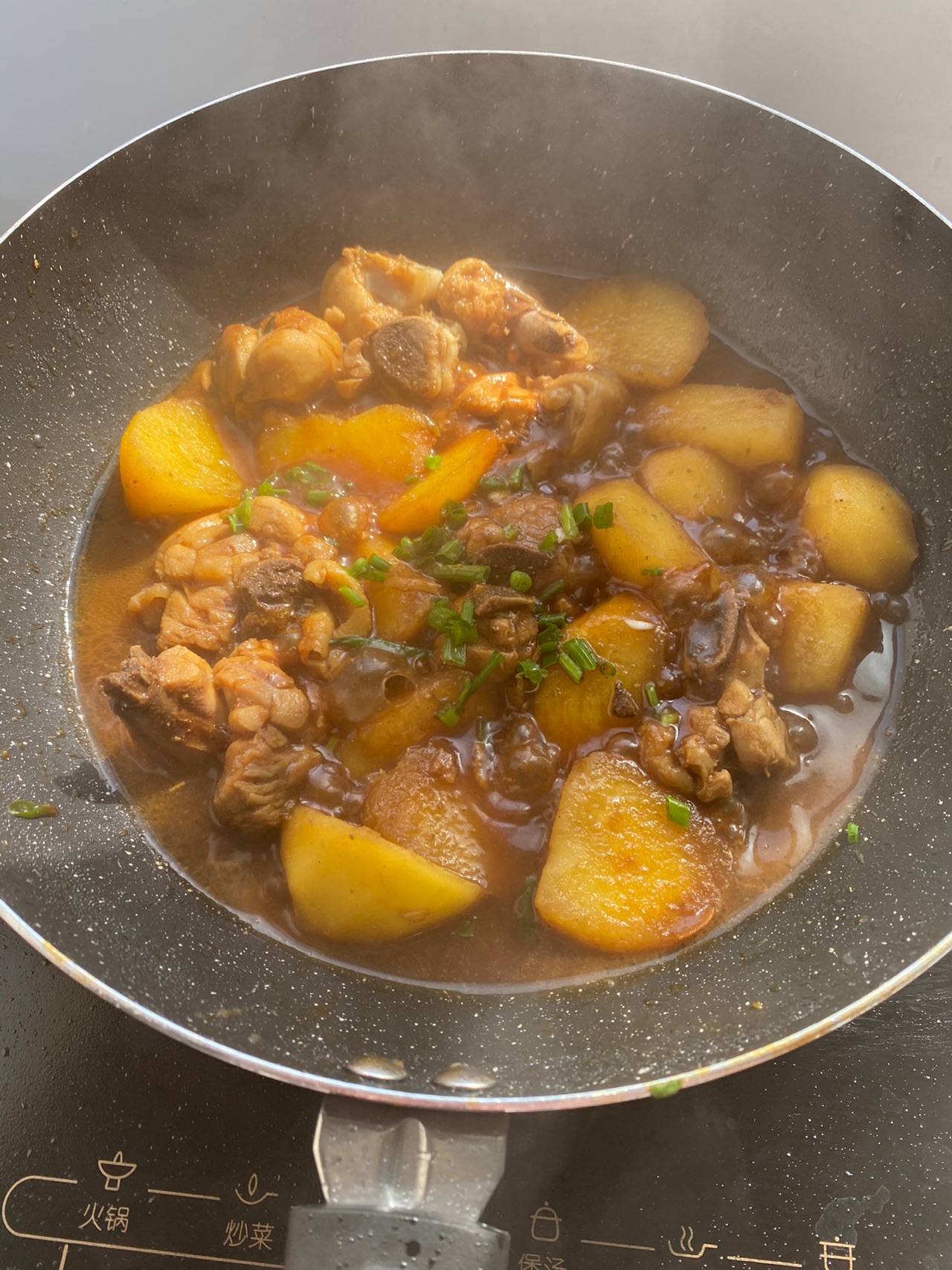 红烧鸡腿土豆