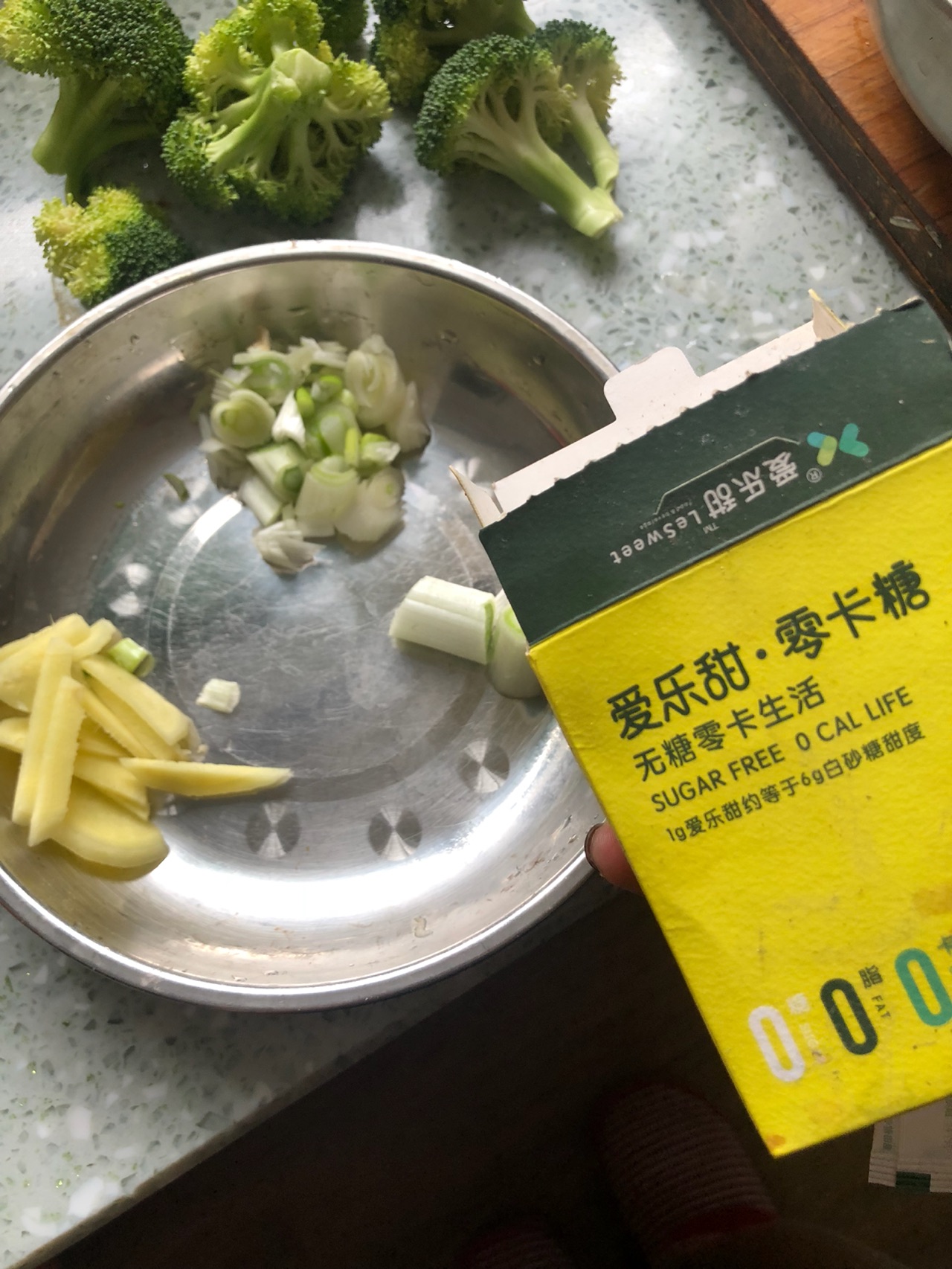 红烧鸡腿无辣