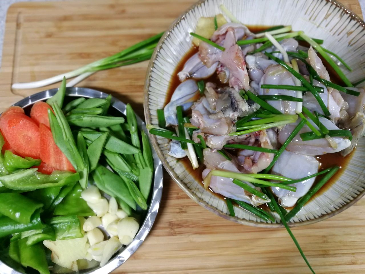 红烧牛蛙