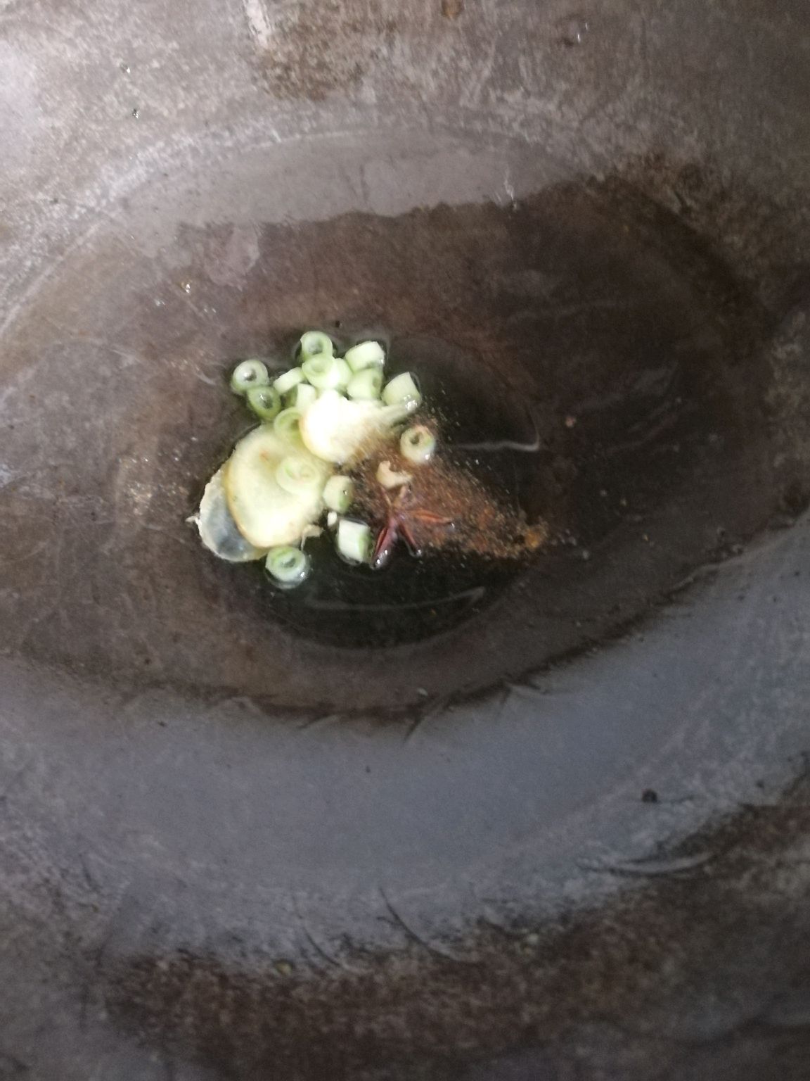 红烧牛蛙土豆