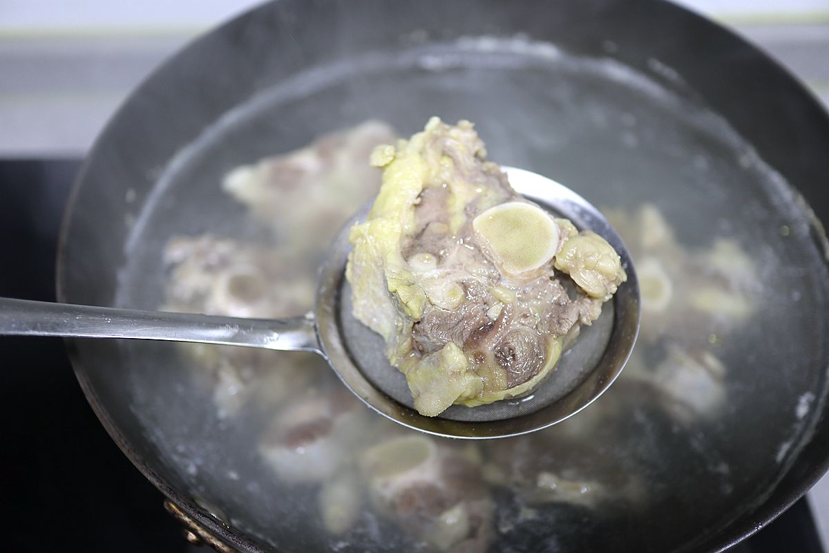 红烧牛尾