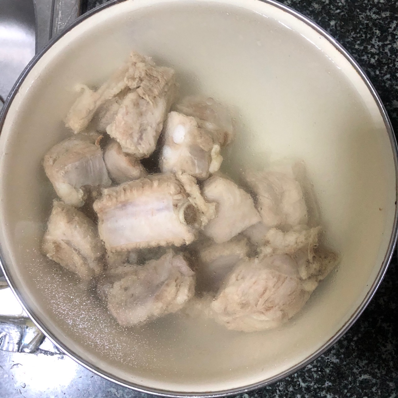 红烧排骨