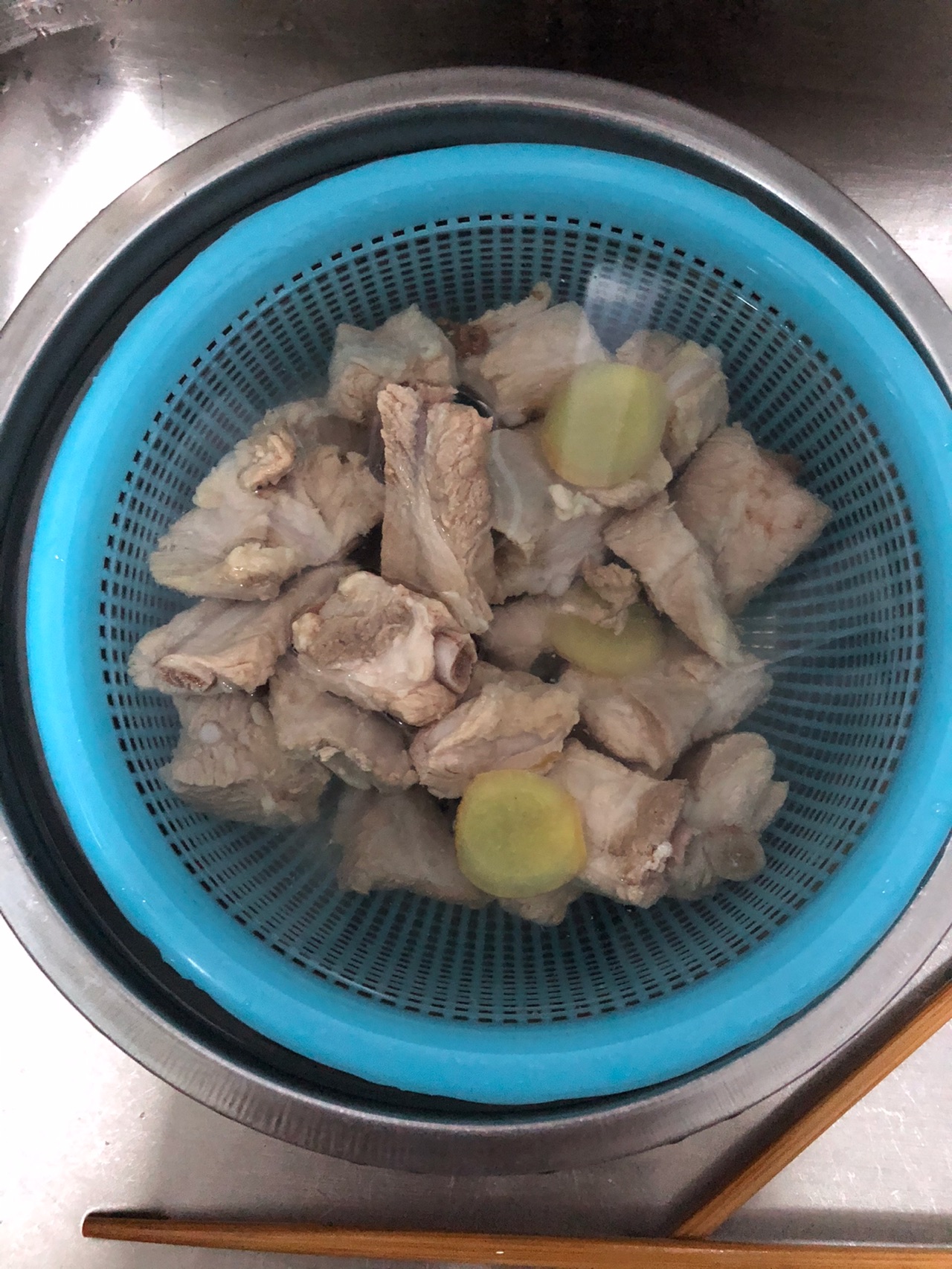 红烧排骨（不用炒糖色，配料简单）