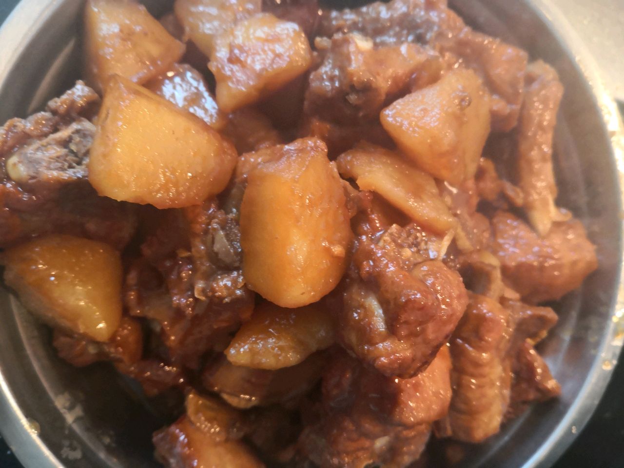 红烧排骨炖土豆