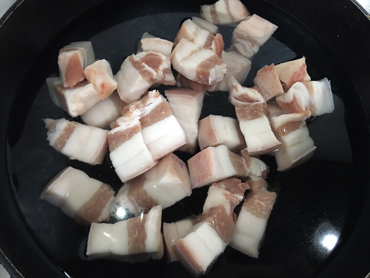 红烧肉炖豆皮