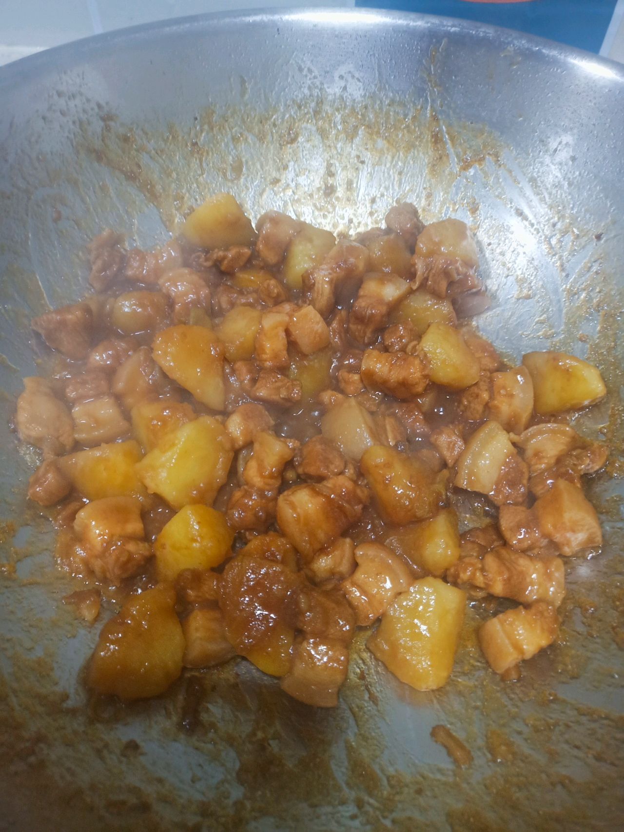 红烧肉炖土豆
