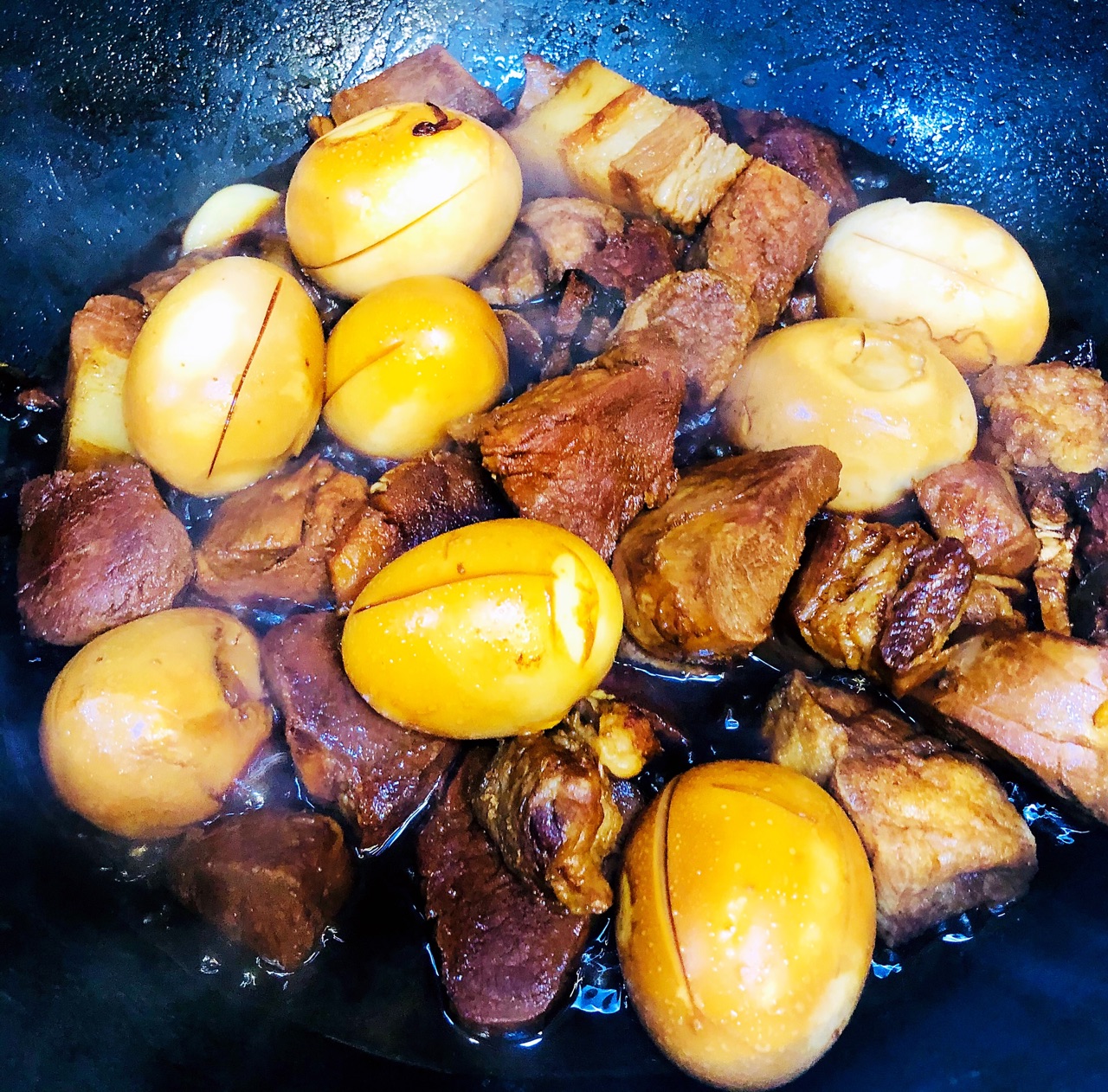 红烧肉和蛋