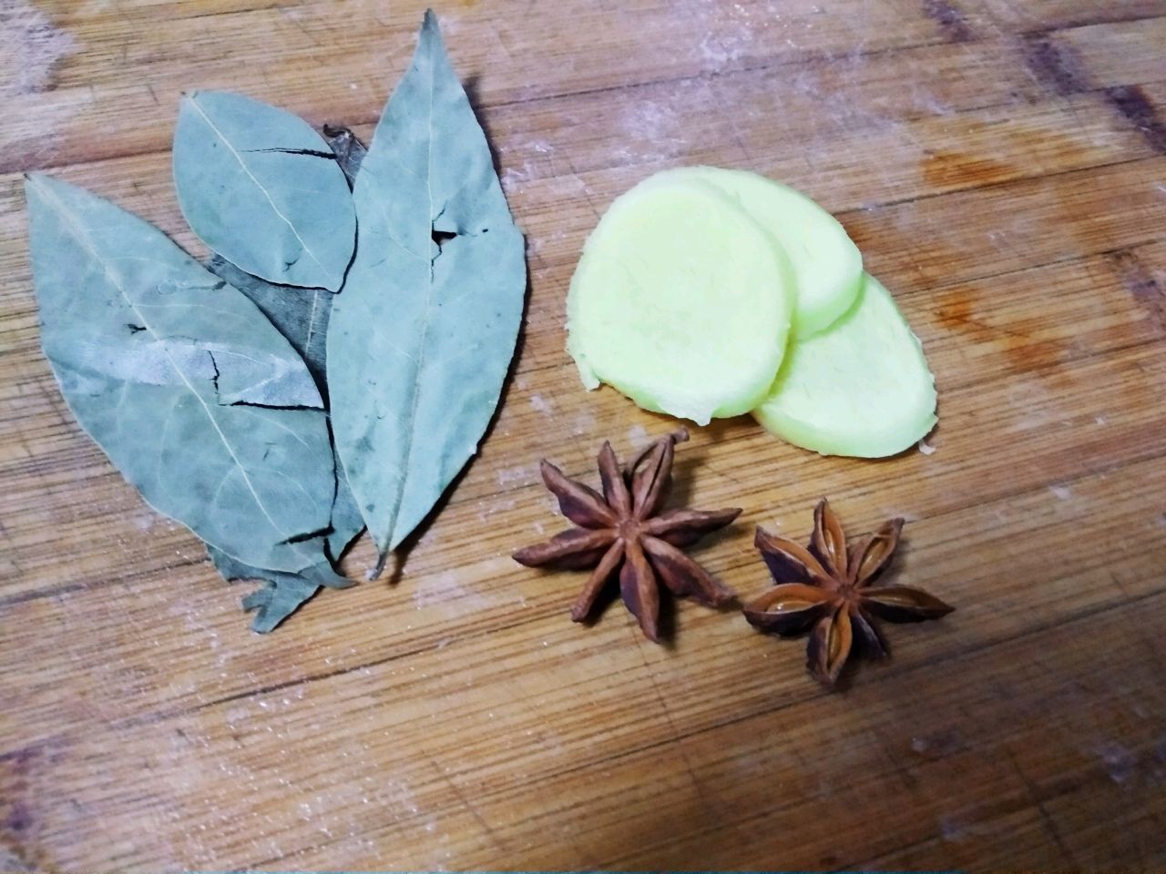 红烧肉+卤蛋