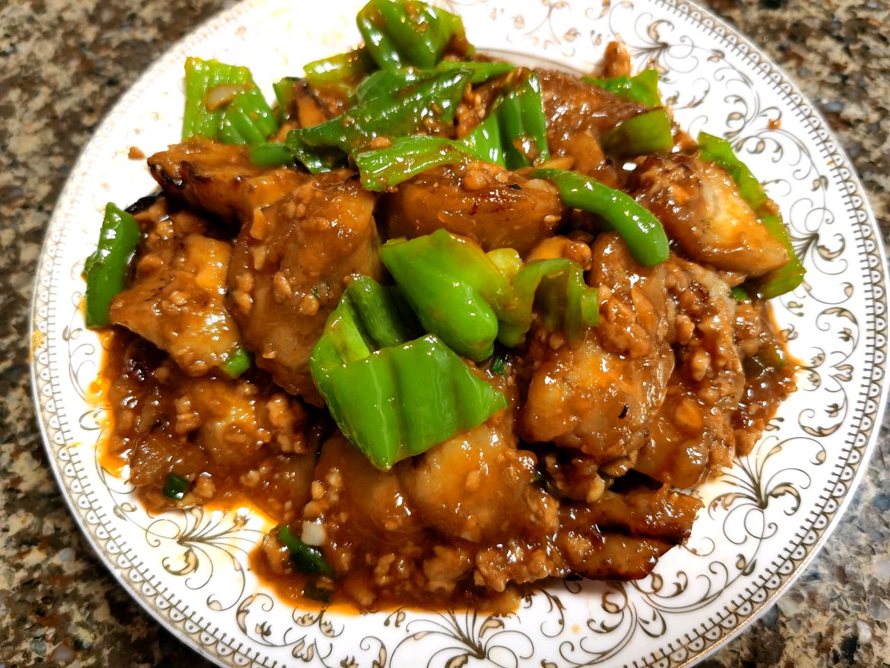 红烧肉末茄子