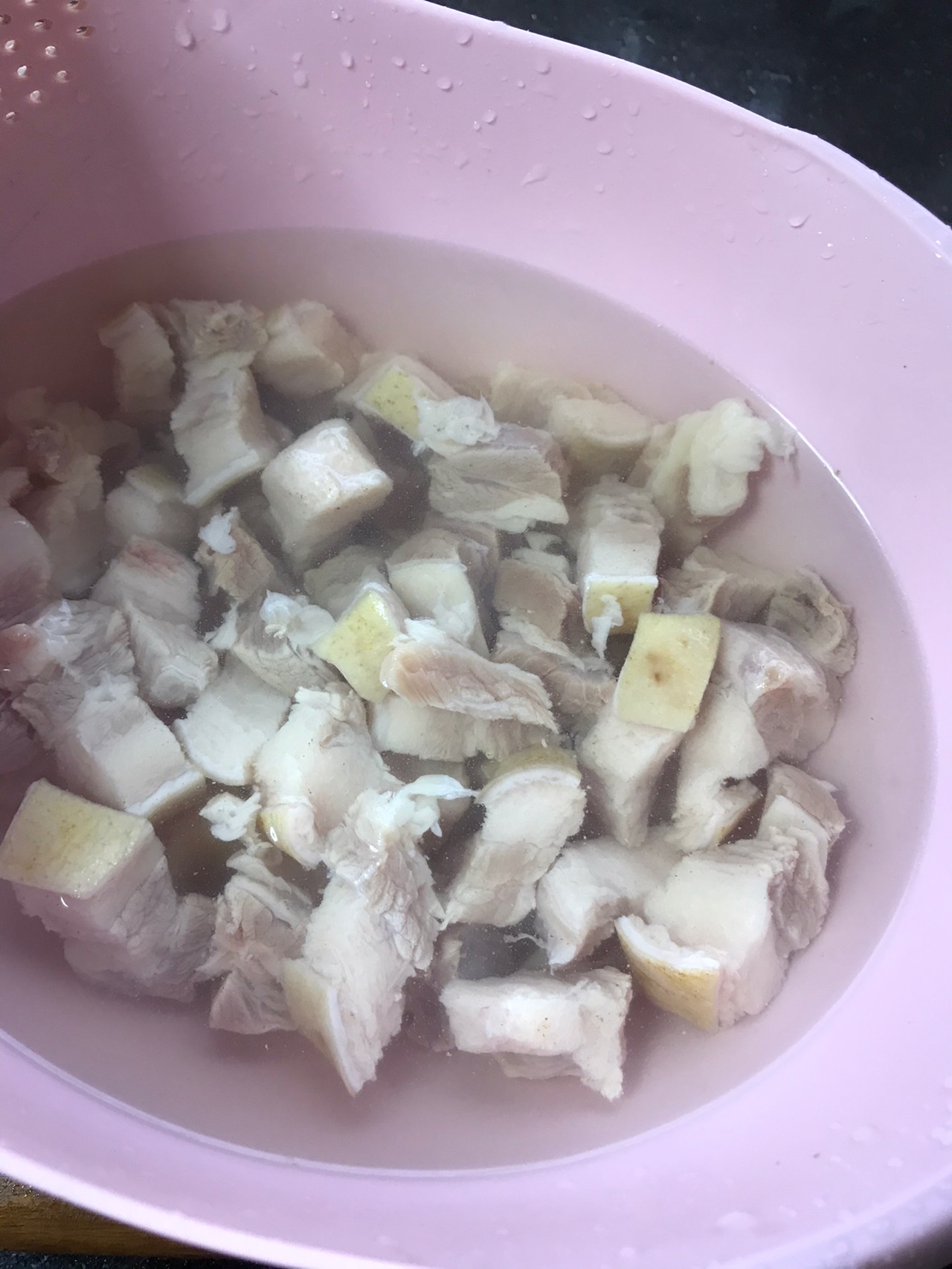 红烧肉烧毛豆