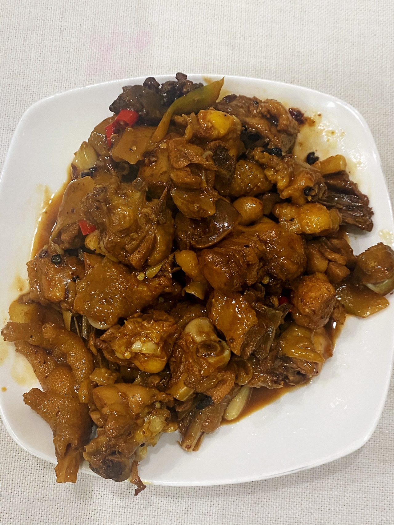 红烧土味大公鸡