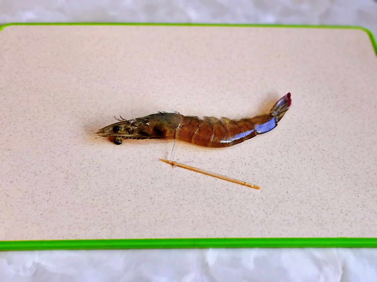 红烧虾焖鹌鹑蛋