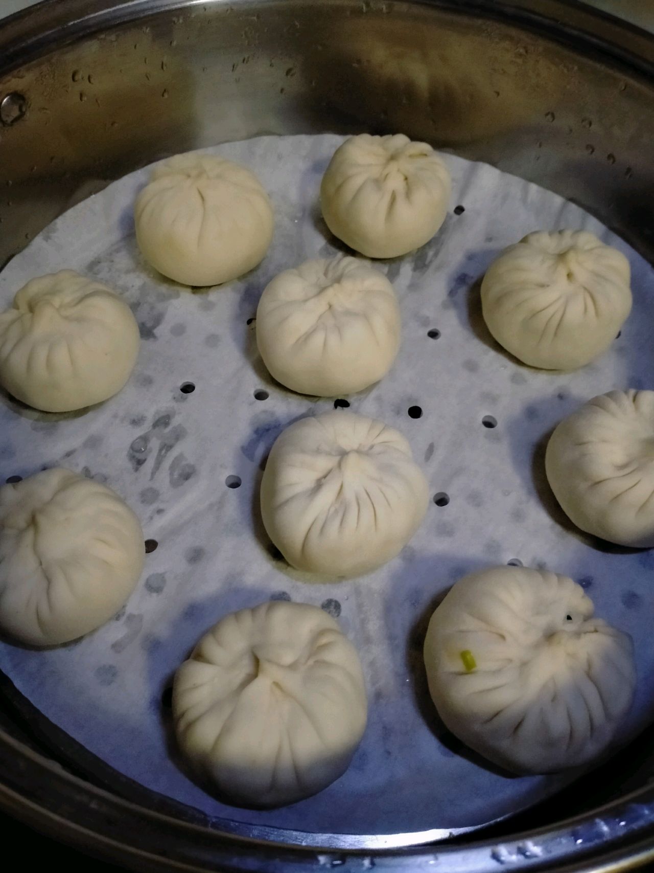 红薯粉酱肉包