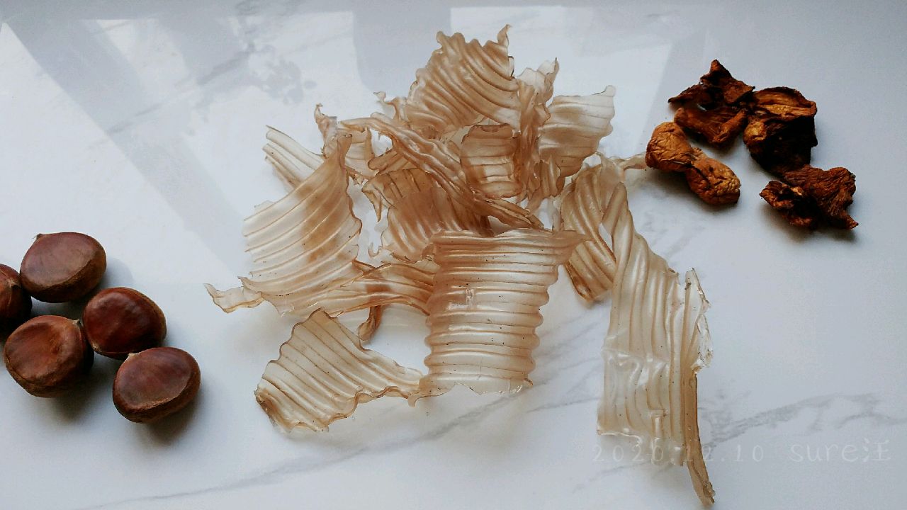 红薯粉皮蘑菇鸡