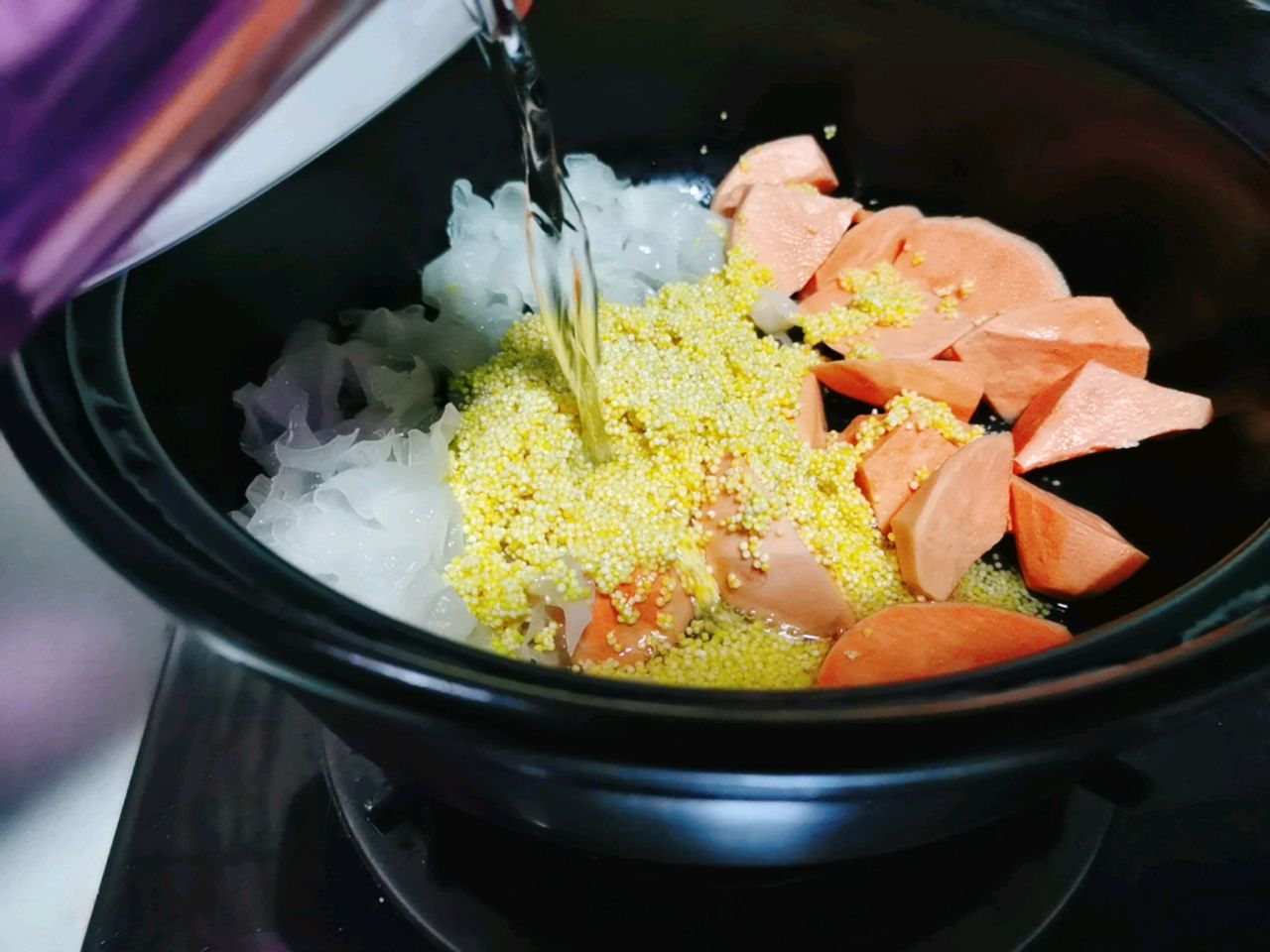 红薯银耳小米粥