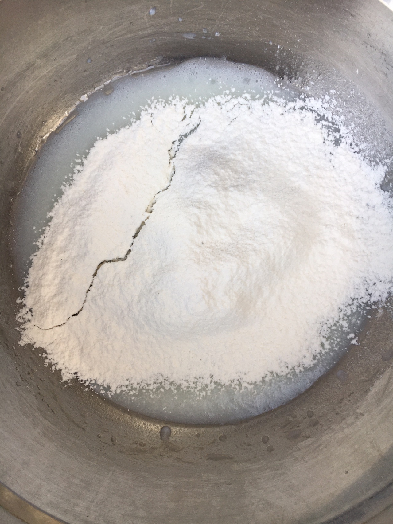 红丝绒芒果蛋糕