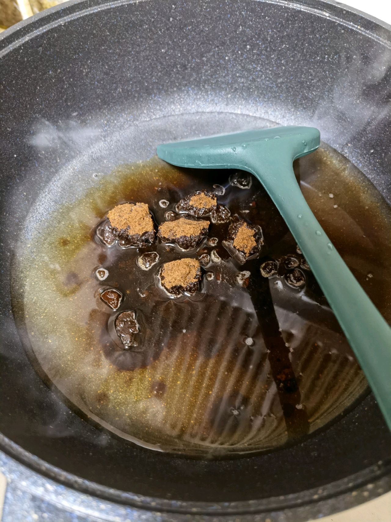 红糖糯米小丸子