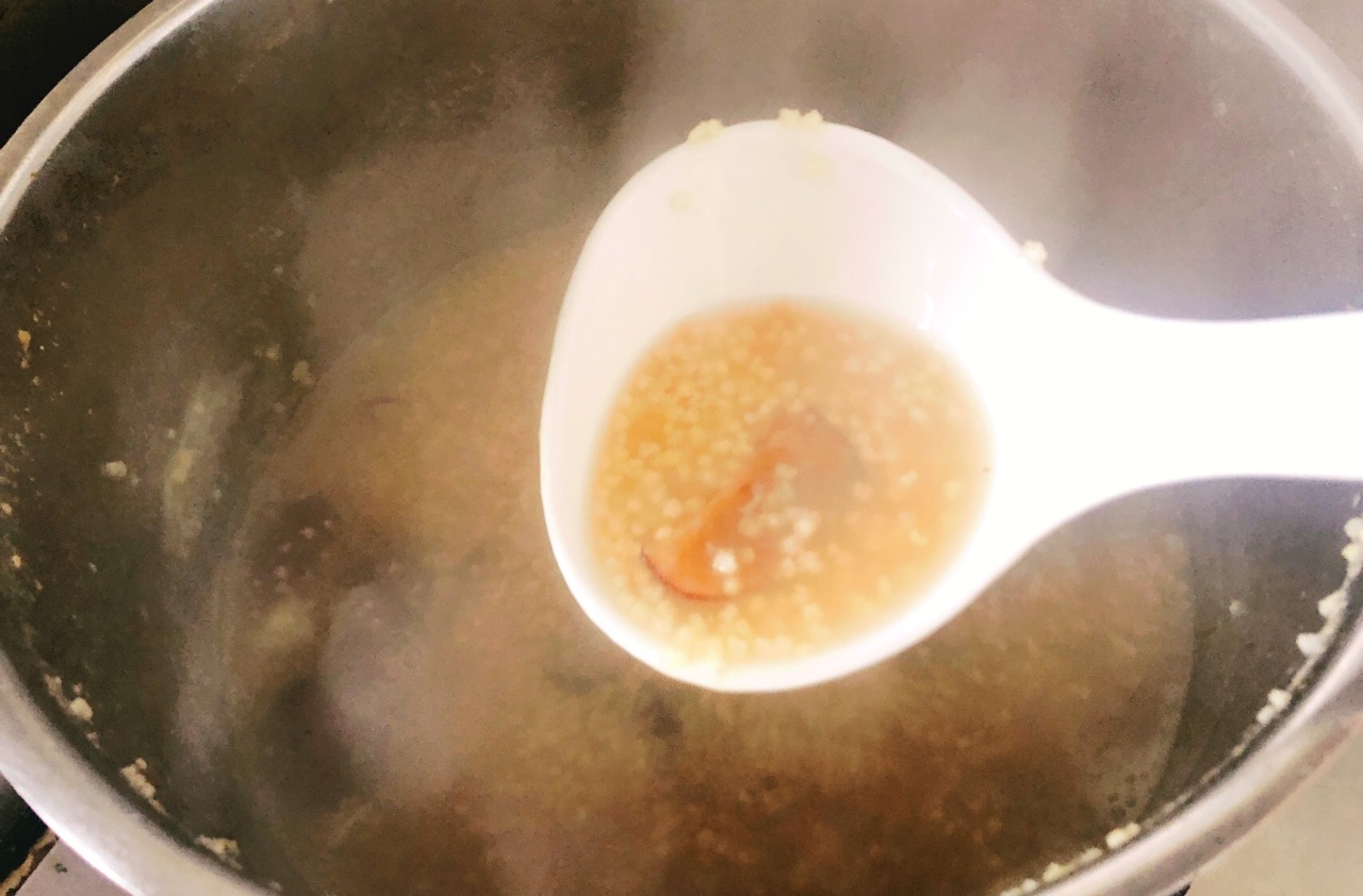 红糖小米粥