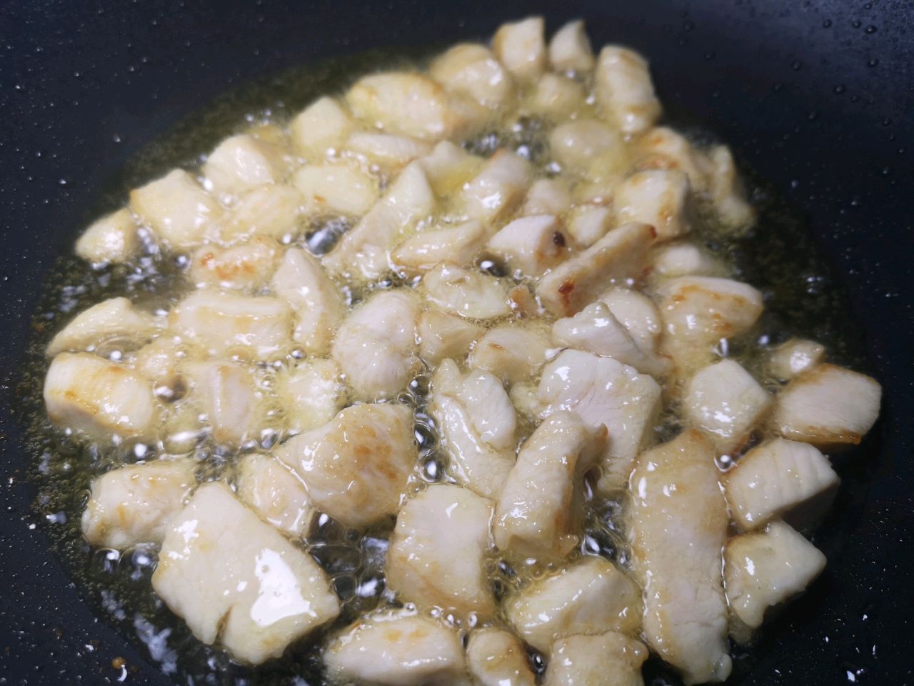 红油香菇鸡肉