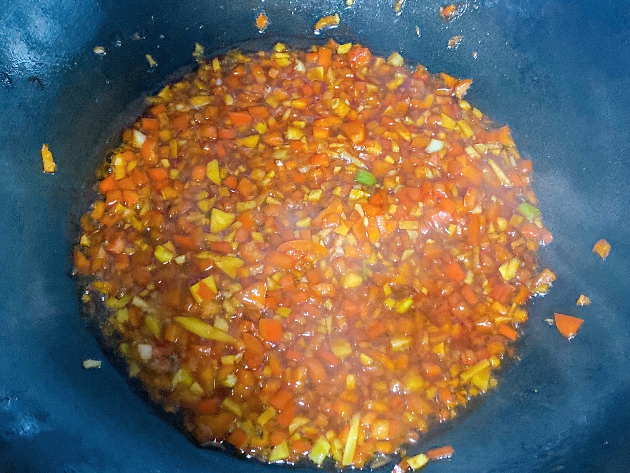 鸿运当头～独家辣椒焖鱼头