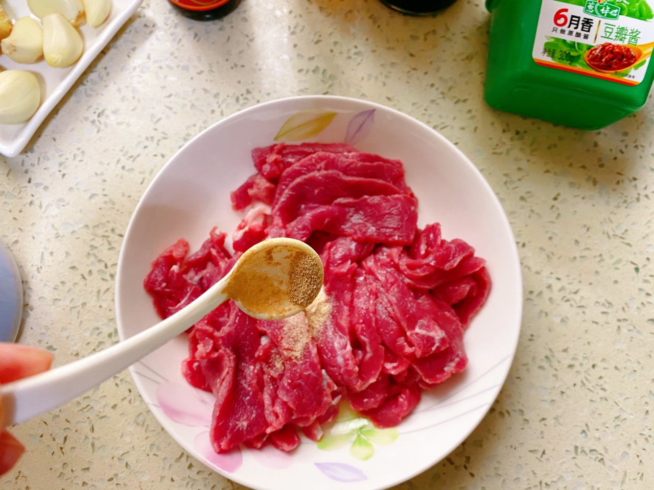 鸿运水煮牛肉
