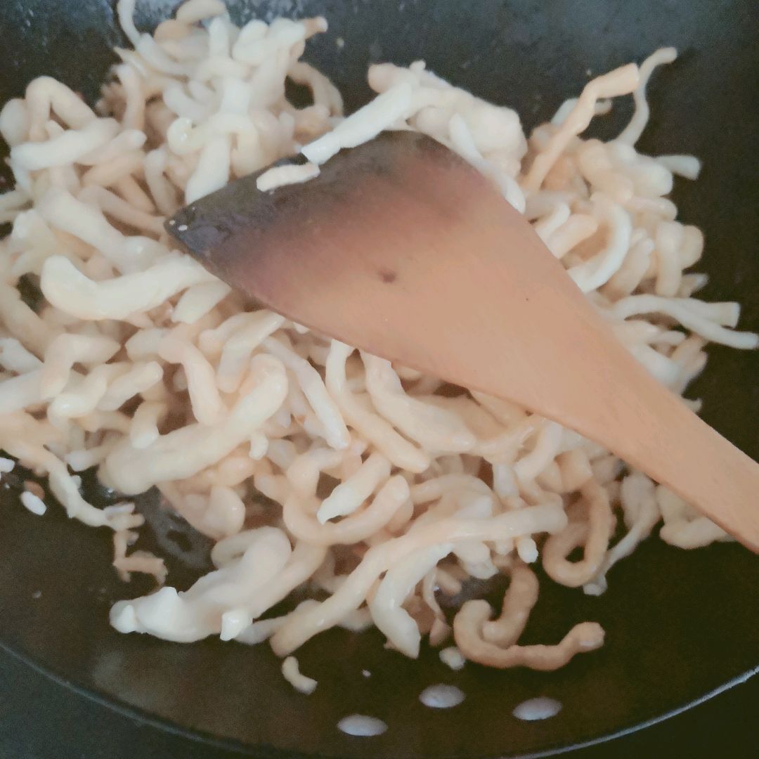 红枣花生萨其马