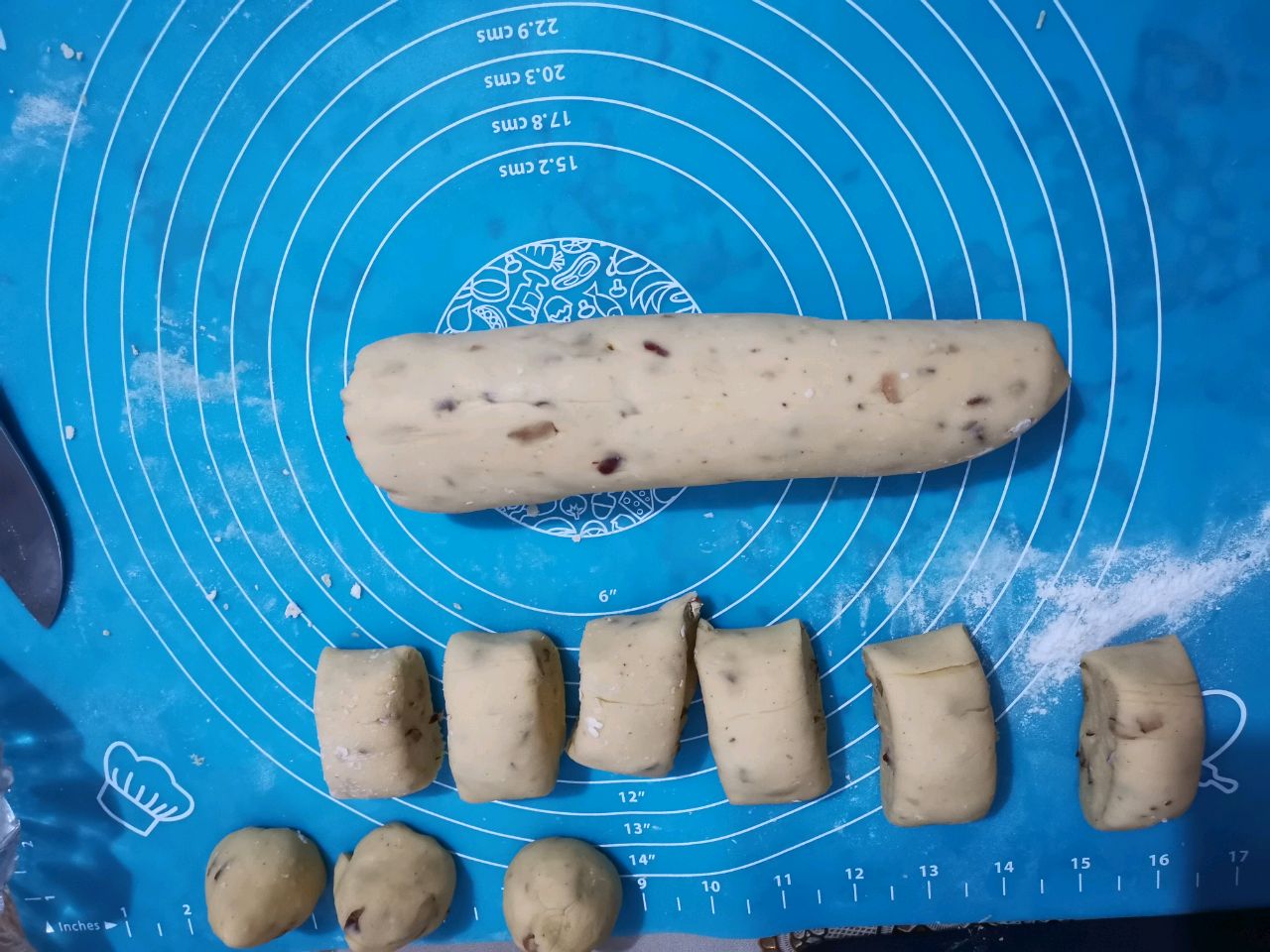 红枣栗丁玉米面窝窝头